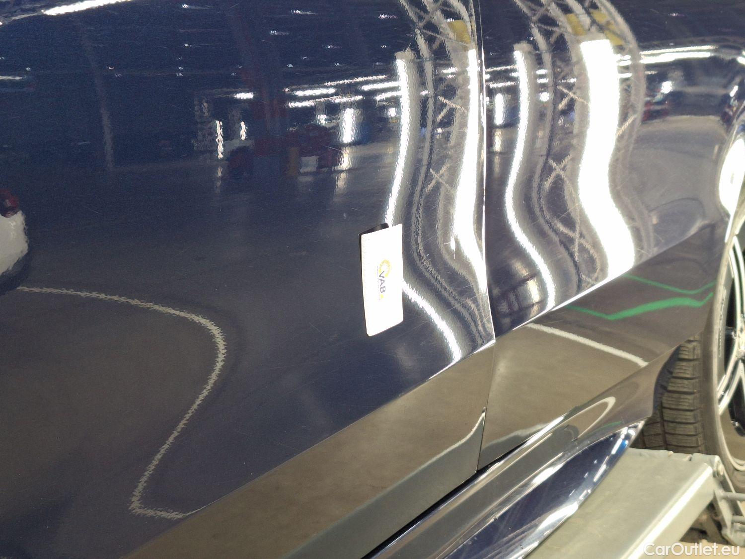  Mercedes  C-Klasse Mercedes, C-Class Br '21 PHEV, Mercedes-Benz  Break C 300 e AMG Line 5d #27