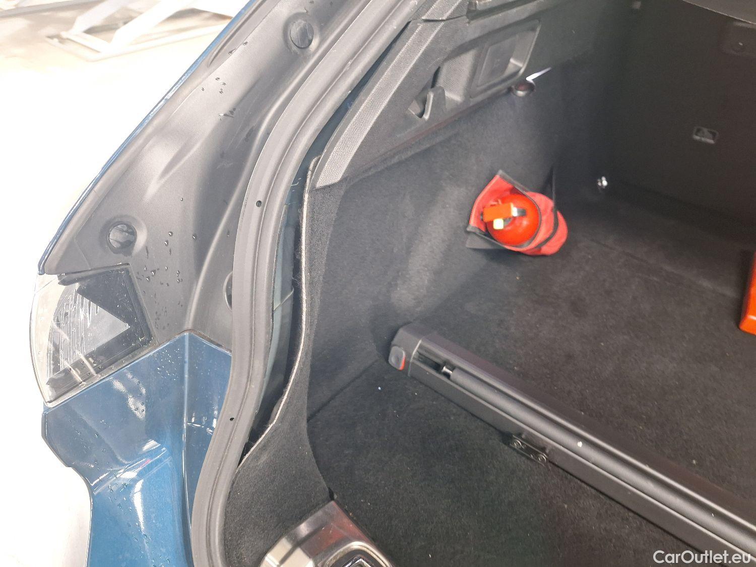  Peugeot  508 Peugeot,  SW '18, Peugeot  SW 1.5 BlueHDi 130 S&S EAT8 Allure Pac #49