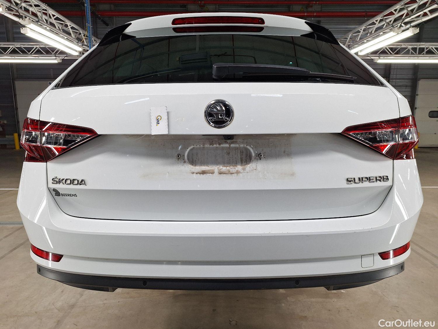  Skoda  Superb Skoda,  Combi '15, Skoda  Combi 2.0 CRTDI 110kW DSG6 Ambition 5 #33