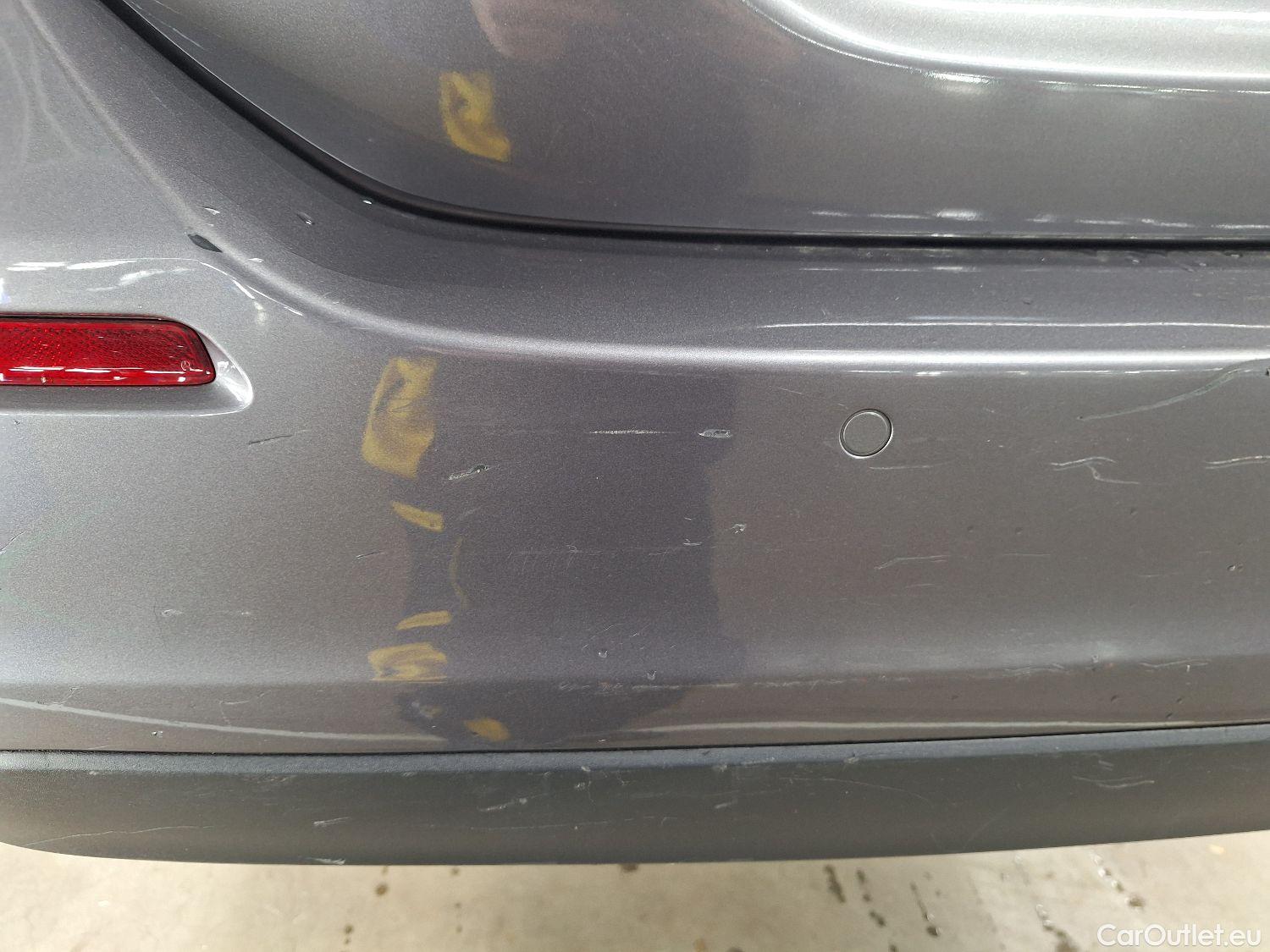  Mercedes  A-Klasse Mercedes, A-Class Berline '18, Mercedes-Benz  Limousine A 180 d DCT Busin #42