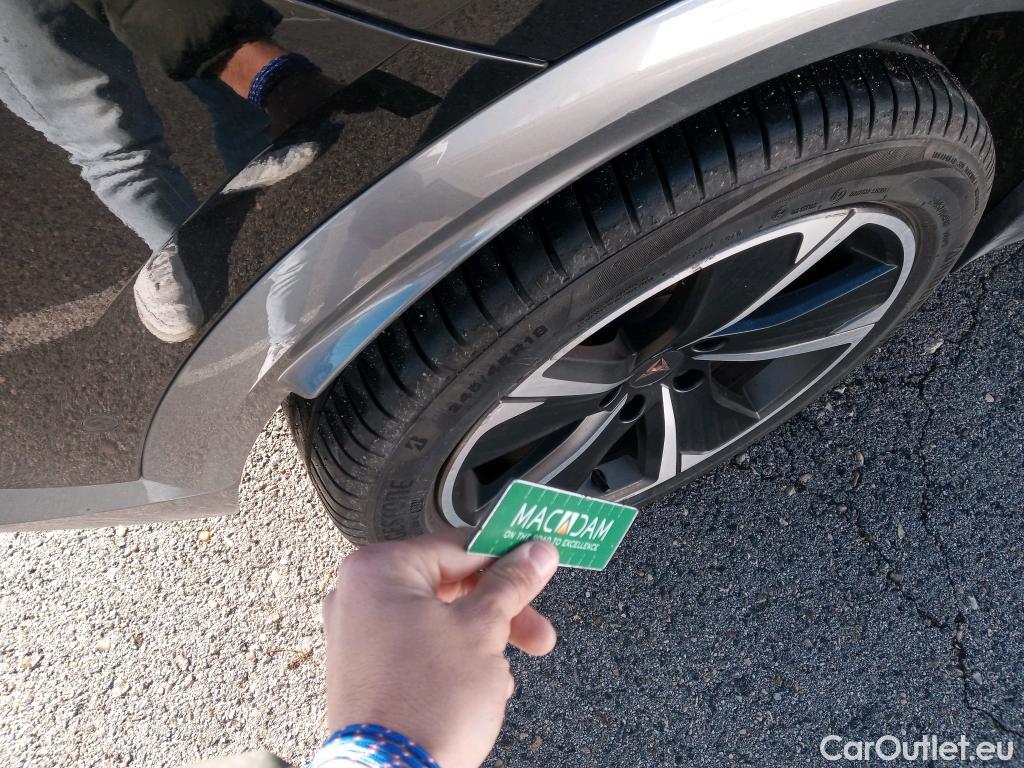  Cupra  Formentor CUPRA  / 2020 / 5P / todoterreno 1.4 e-Hybrid 150kW (204 CV) DSG #4