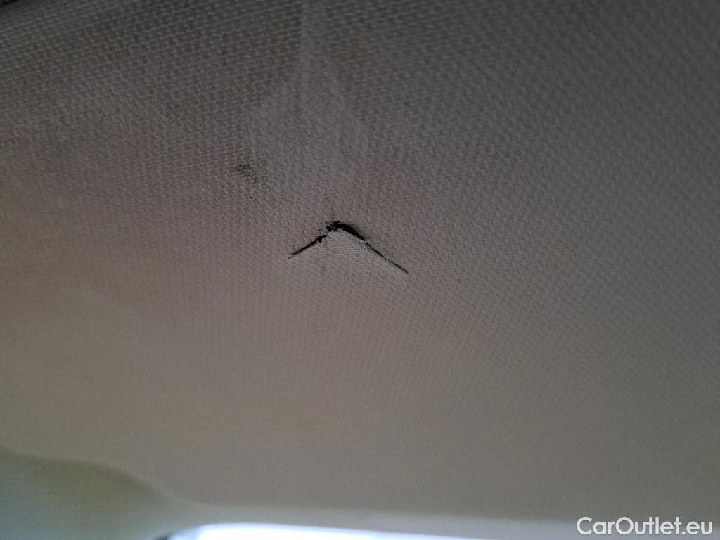  Peugeot  308 PEUGEOT  / 2021 / 5P / berlina con portón 5P Active Pack BlueHDi 130 S&S MAN #26