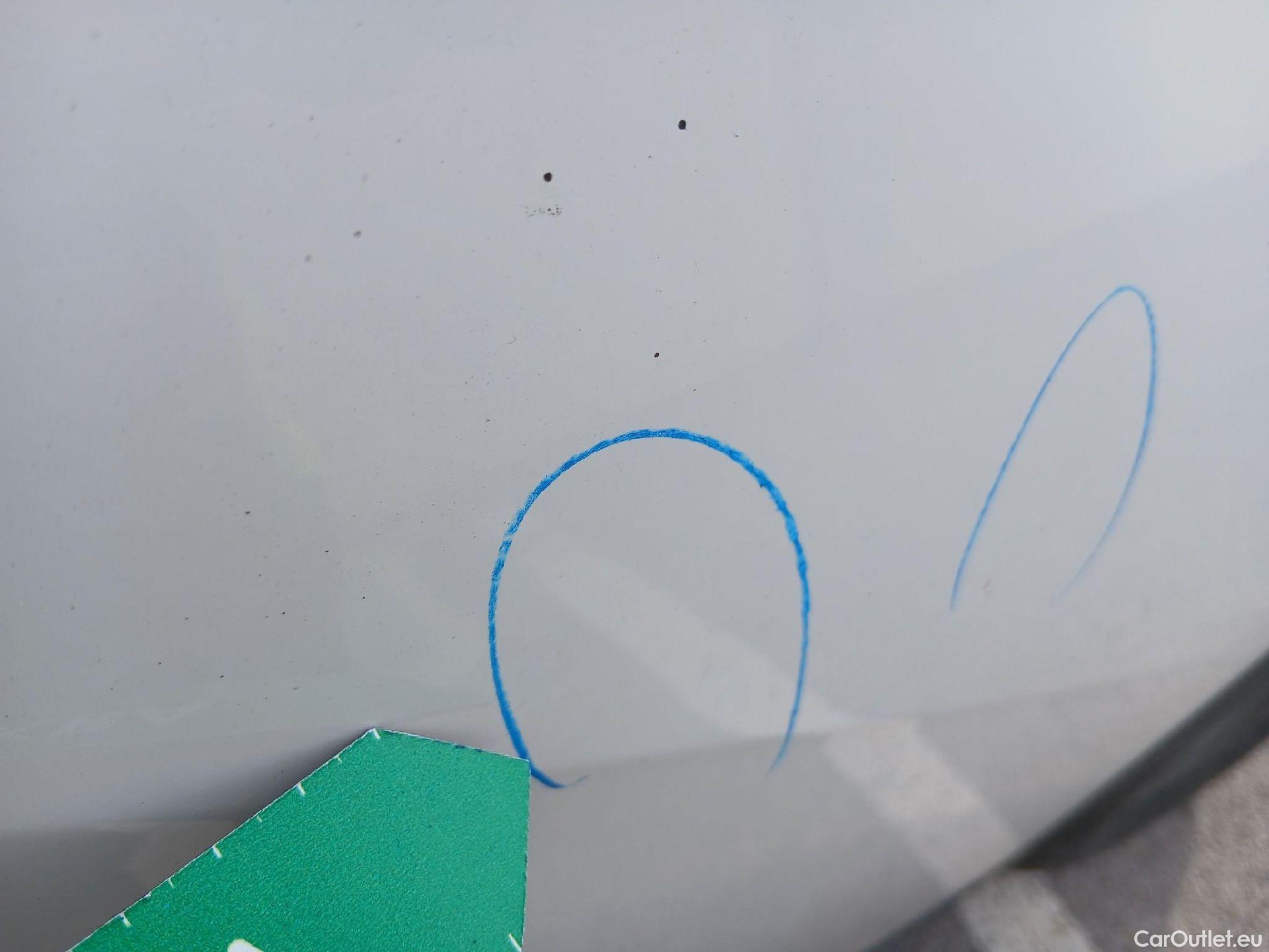  Peugeot  2008 PEUGEOT  / 2019 / 5P / todoterreno Active Pack BlueHDI 81kW (110CV) #4