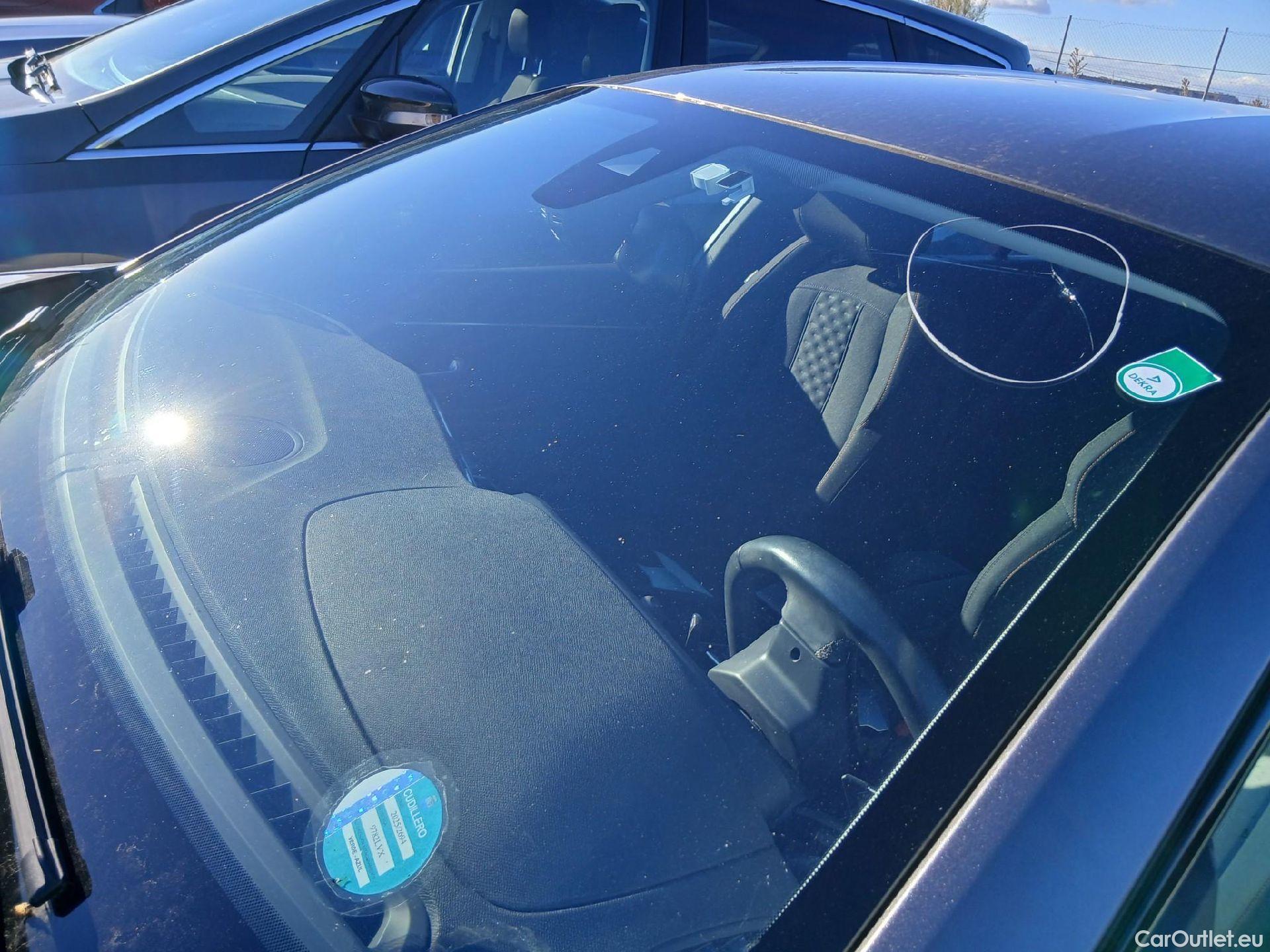  Peugeot  508 PEUGEOT  / 2018 / 5P / berlina con portón 5P Active Pack BlueHDi 130 S&S EAT8 #8