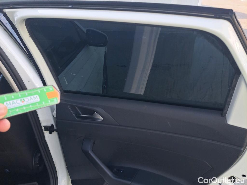  Volkswagen  Polo VOLKSWAGEN  / 2021 / 5P / berlina con portón Life 1.0 TSI 70kW (95CV) #1