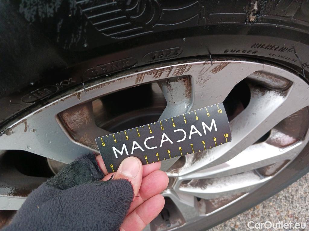  Renault  Kadjar RENAULT  / 2019 / 5P / crossover Intens Blue dCi 85kW (115CV) (AC) #21