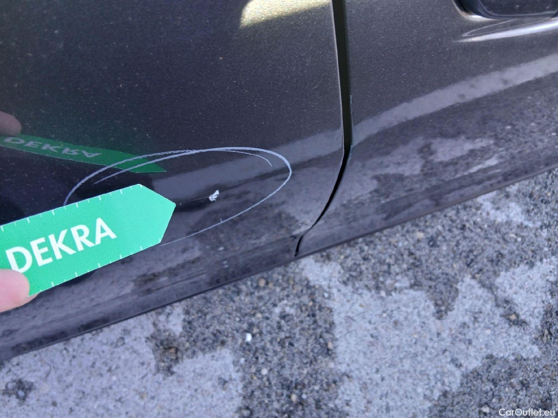  Peugeot  508 PEUGEOT  / 2018 / 5P / berlina con portón 5P Active Pack BlueHDi 130 S&S EAT8 #18