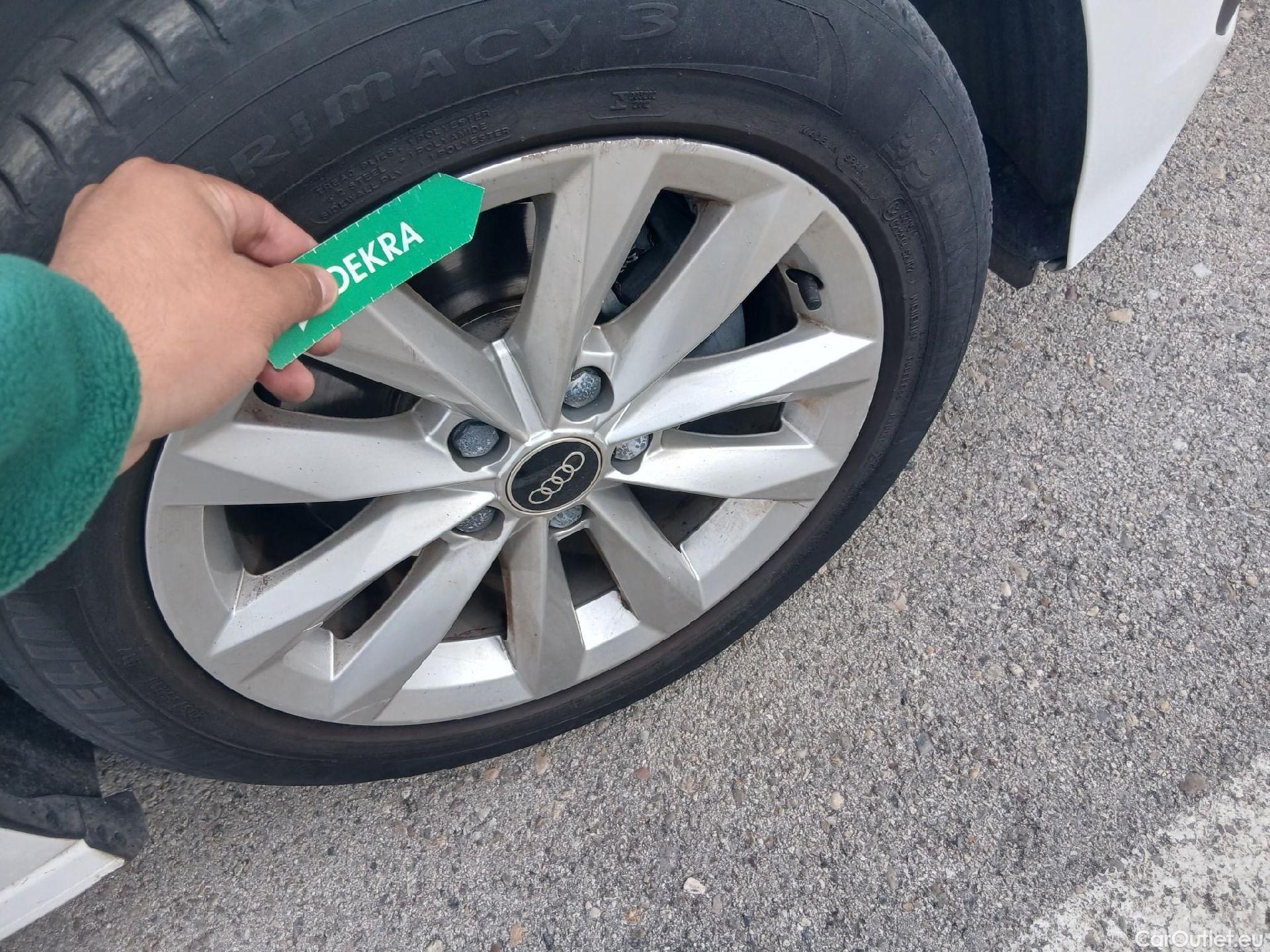  Audi  A3 AUDI  / 2020 / 5P / berlina con portón Sportback 30 TFSI 81kW (110CV) S tronic #27