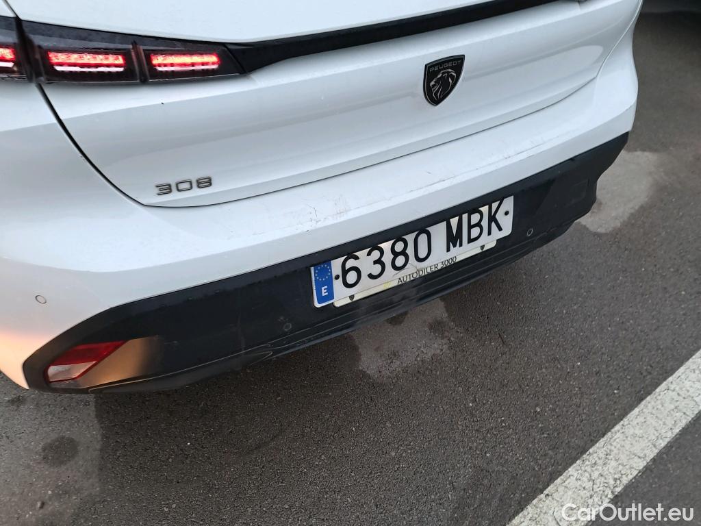  Peugeot  308 PEUGEOT  / 2021 / 5P / berlina con portón 5P Active Pack BlueHDi 130 S&S MAN #30