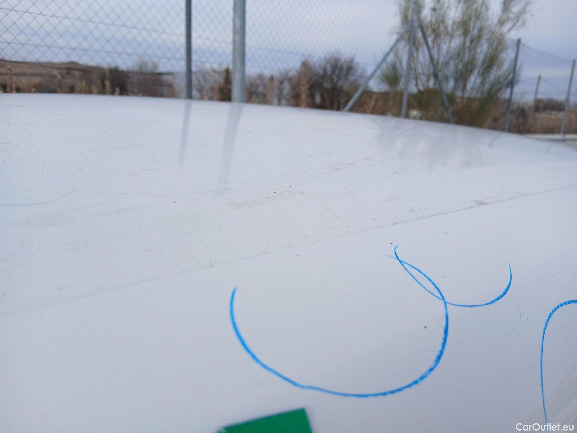  Peugeot  2008 PEUGEOT  / 2019 / 5P / todoterreno Active Pack BlueHDI 81kW (110CV) #27