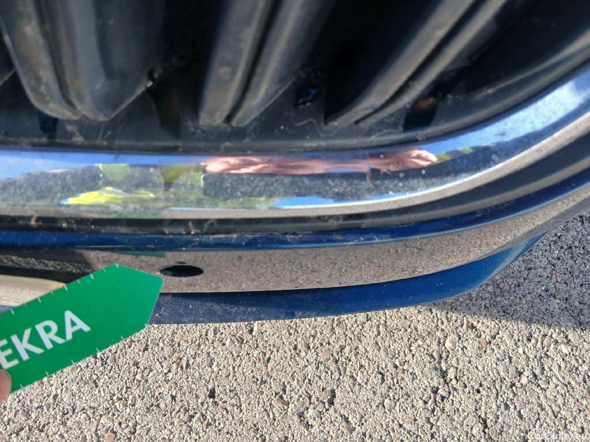  Skoda  Octavia SKODA  / 2020 / 5P / familiar Combi 2.0 TDI 85kW(115CV) DSG Ambition #17