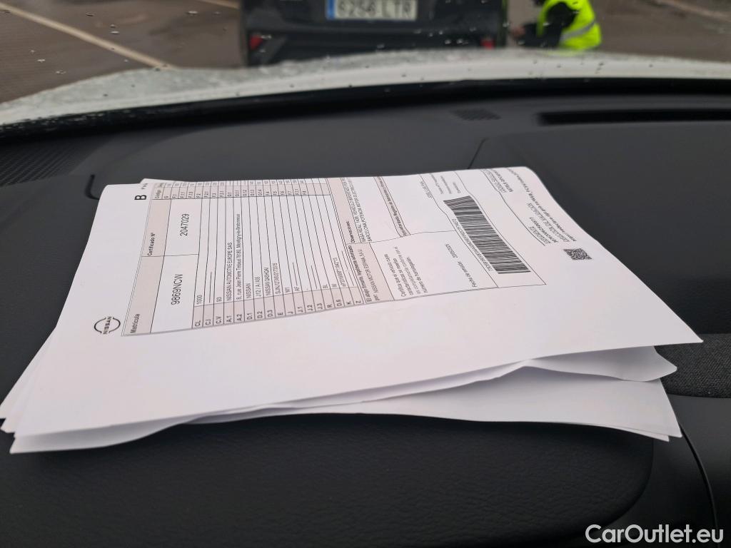  Land Rover  Discovery NISSAN QASHQAI / 2024 / 5P / todoterreno DIG-T 103kW (140CV) mHEV 4x2 Acenta #3