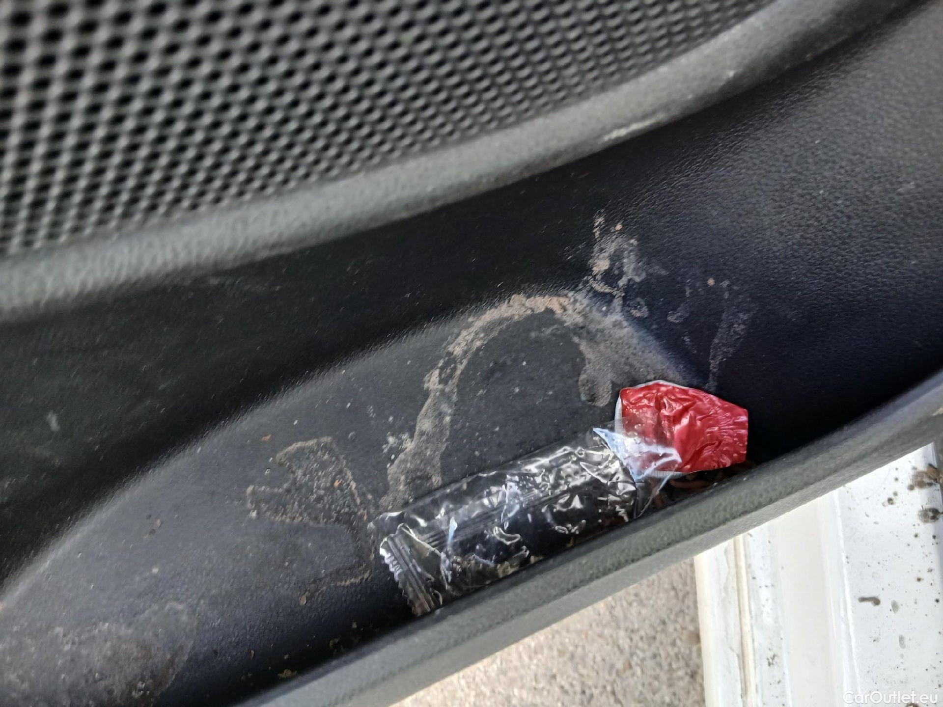  Opel  Combo OPEL  Life / 2018 / 5P / combi 1.5 TD 75kW (100CV) S/S Edition Plus L (IND) #13