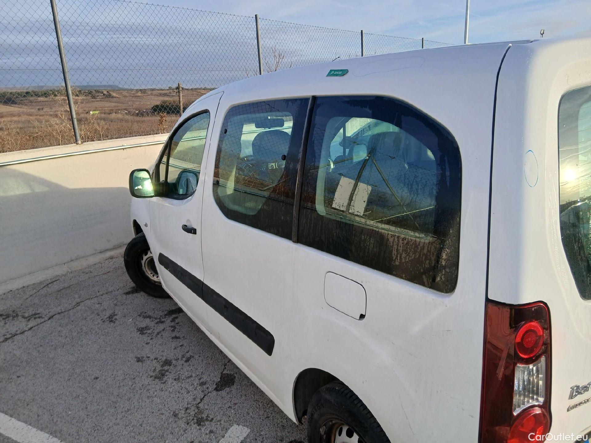  Citroen  Berlingo  Combi Live Edition 1.6 BlueHDi 100CV MT5 E6 #20