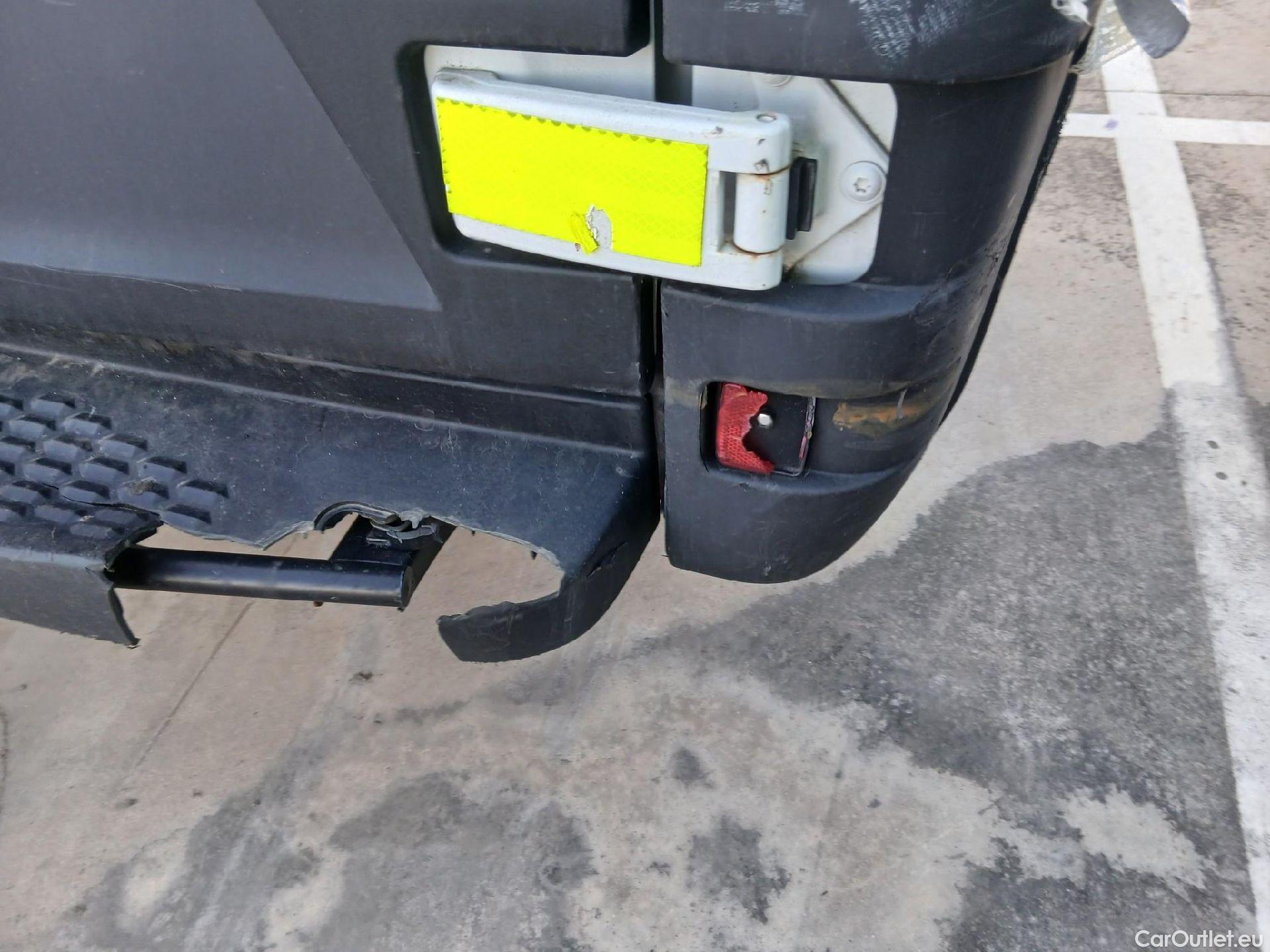  Iveco  Daily IVECO  / 2019 / 4P / combi 35S 14H V 4100/H2 16H M3  #40