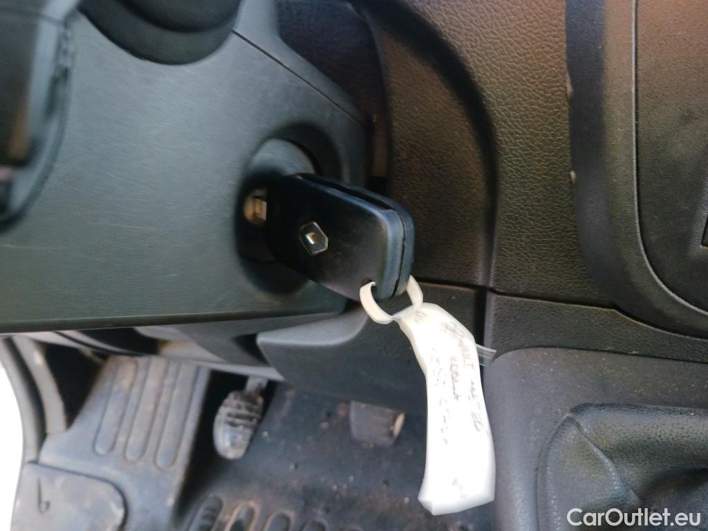  Renault  Master  III Volquete Doble Cabina L3H1 3 5t 2.3 dCi 130CV MT6 E6 #4