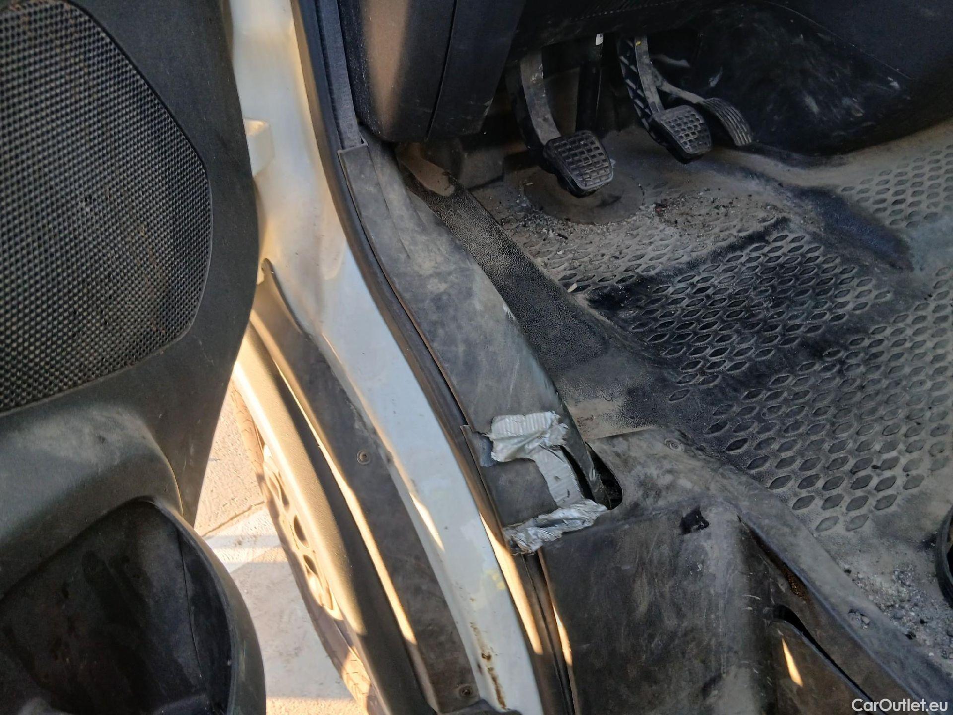  Iveco  Daily IVECO  / 2019 / 4P / combi 35S 14H V 4100/H2 16H M3  #21