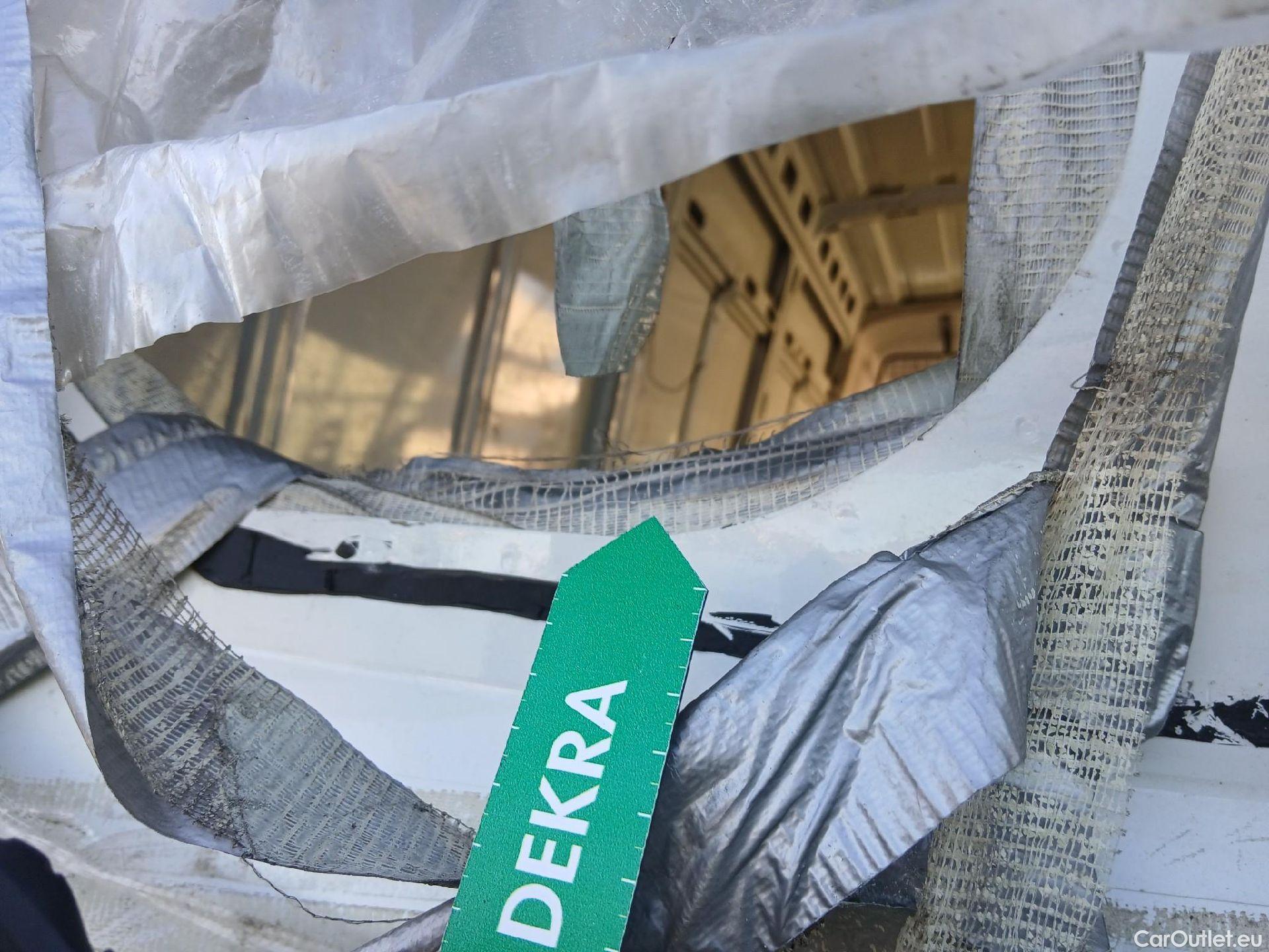  Iveco  Daily IVECO  / 2019 / 4P / combi 35S 14H V 4100/H2 16H M3  #31