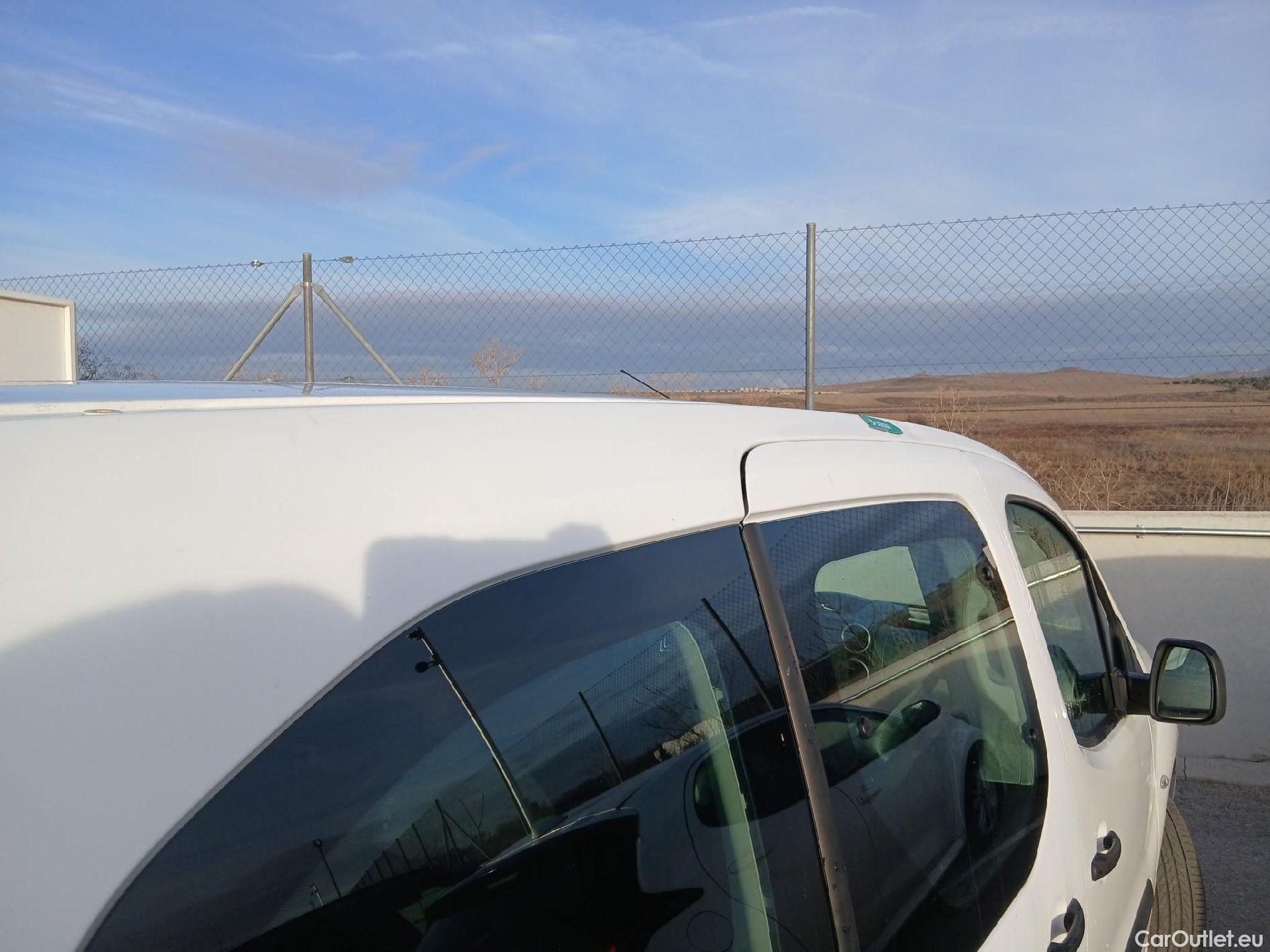  Citroen  Berlingo  Combi Live Edition 1.6 BlueHDi 100CV MT5 E6 #34