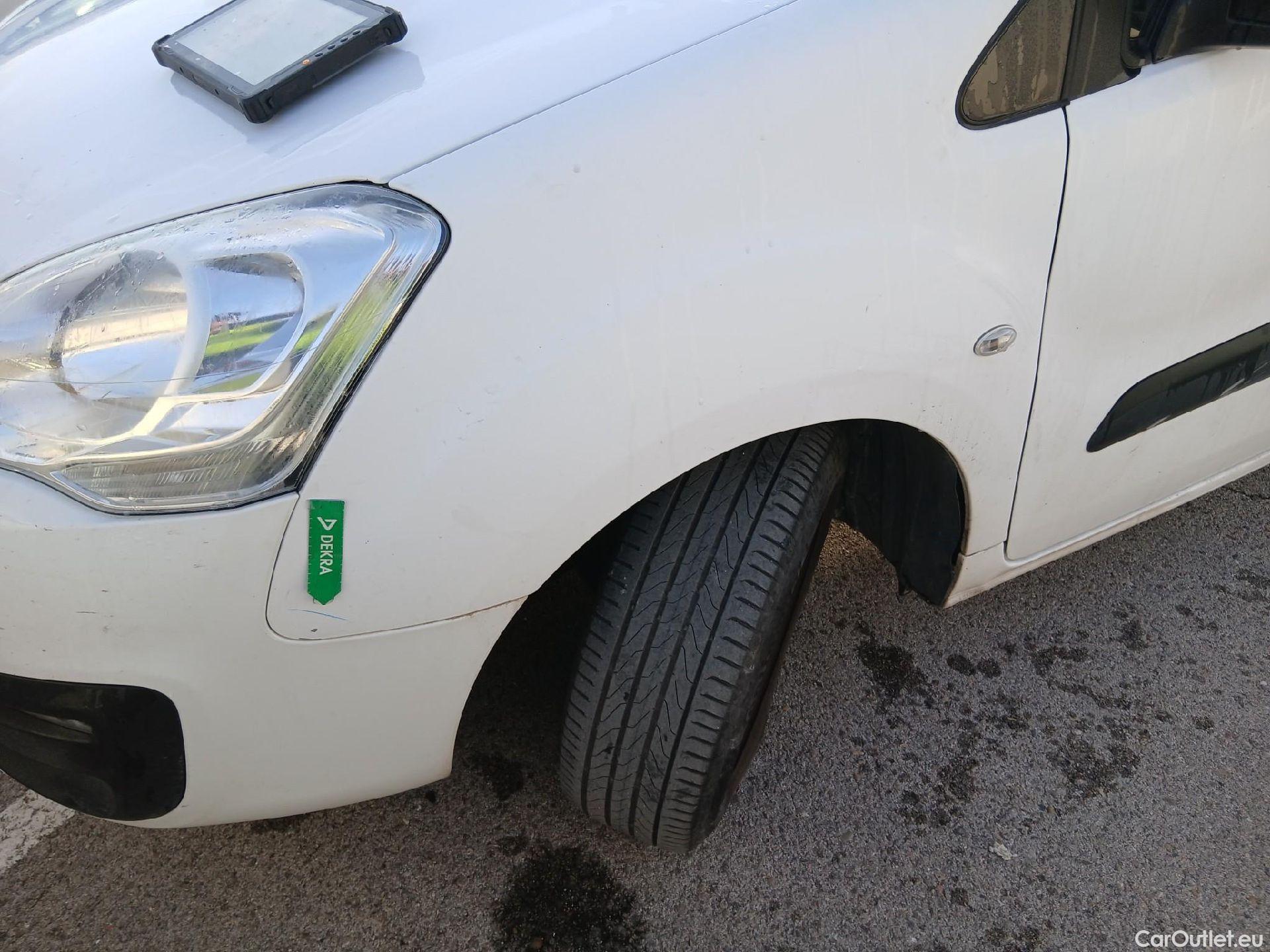  Citroen  Berlingo  Combi Live Edition 1.6 BlueHDi 100CV MT5 E6 #9