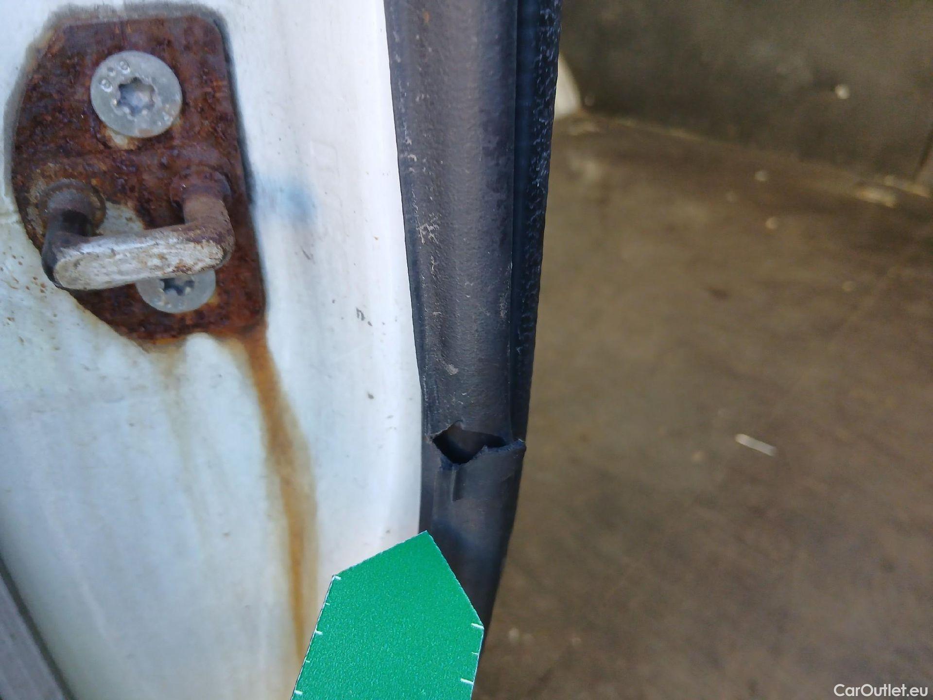  Iveco  Daily IVECO  / 2019 / 4P / combi 35S 14H V 4100/H2 16H M3  #68