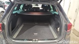  Volkswagen  Passat 2.0 TDI SCR DSG Business Variant #8
