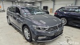  Volkswagen  Passat 2.0 TDI SCR DSG Elegance Variant #2