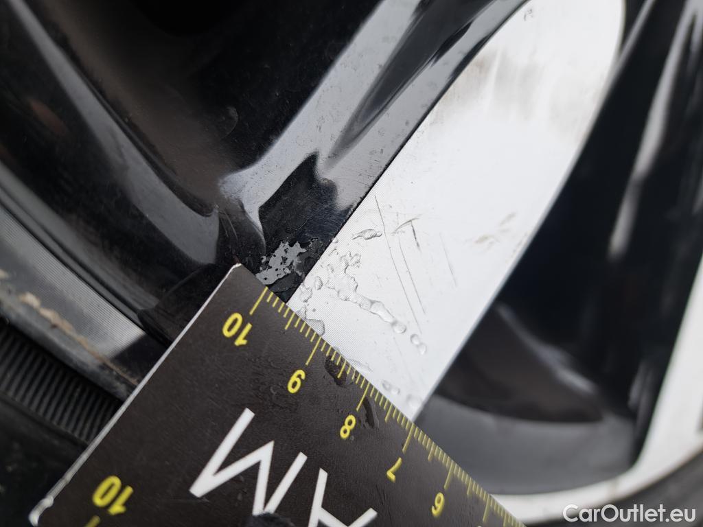  Mini  Cooper MINI Mini / 2014 / 5P / Berline  S Finition MINI Yours 192 ch BVA7 #30