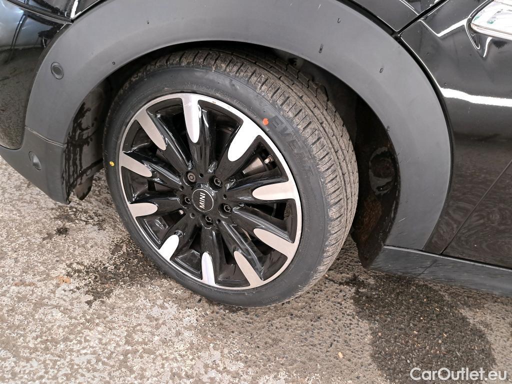  Mini  Cooper MINI Mini / 2014 / 5P / Berline  S Finition MINI Yours 192 ch BVA7 #28