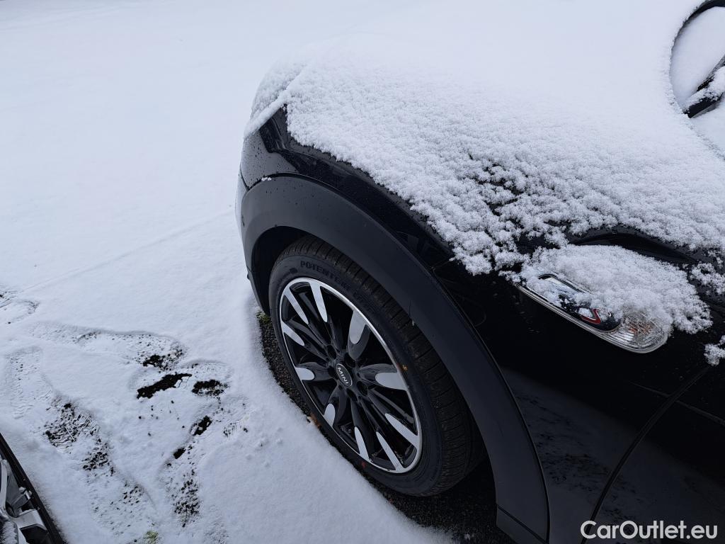  Mini  Cooper MINI Mini / 2014 / 5P / Berline  S Finition MINI Yours 192 ch BVA7 #32