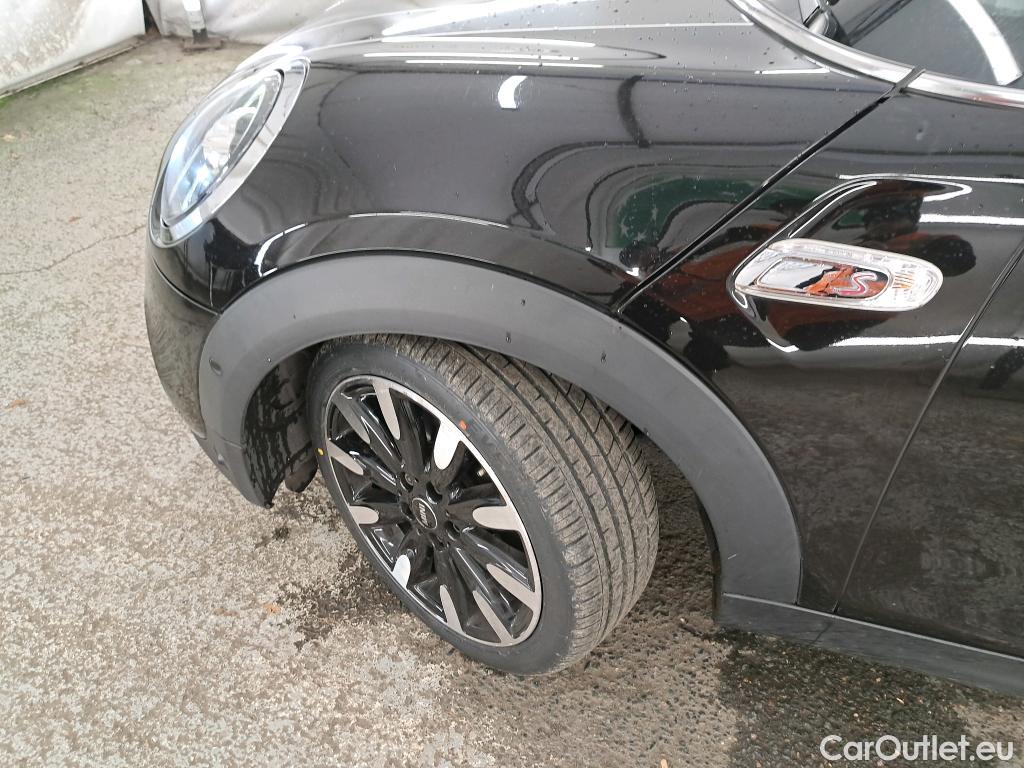  Mini  Cooper MINI Mini / 2014 / 5P / Berline  S Finition MINI Yours 192 ch BVA7 #29