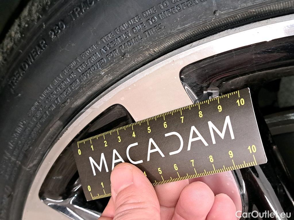  Mini  Cooper MINI Mini / 2014 / 5P / Berline  S Finition MINI Yours 192 ch BVA7 #24