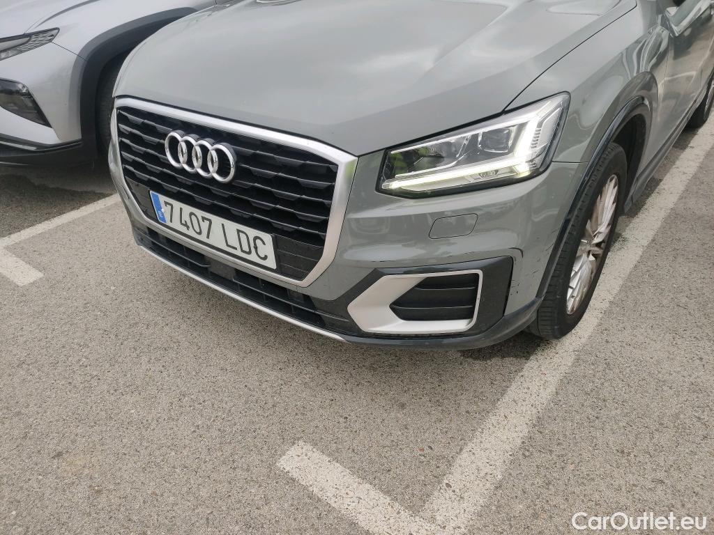  Audi  Q2 AUDI  / 2016 / 5P / todoterreno Design 30 TFSI 85kW (116CV) #27