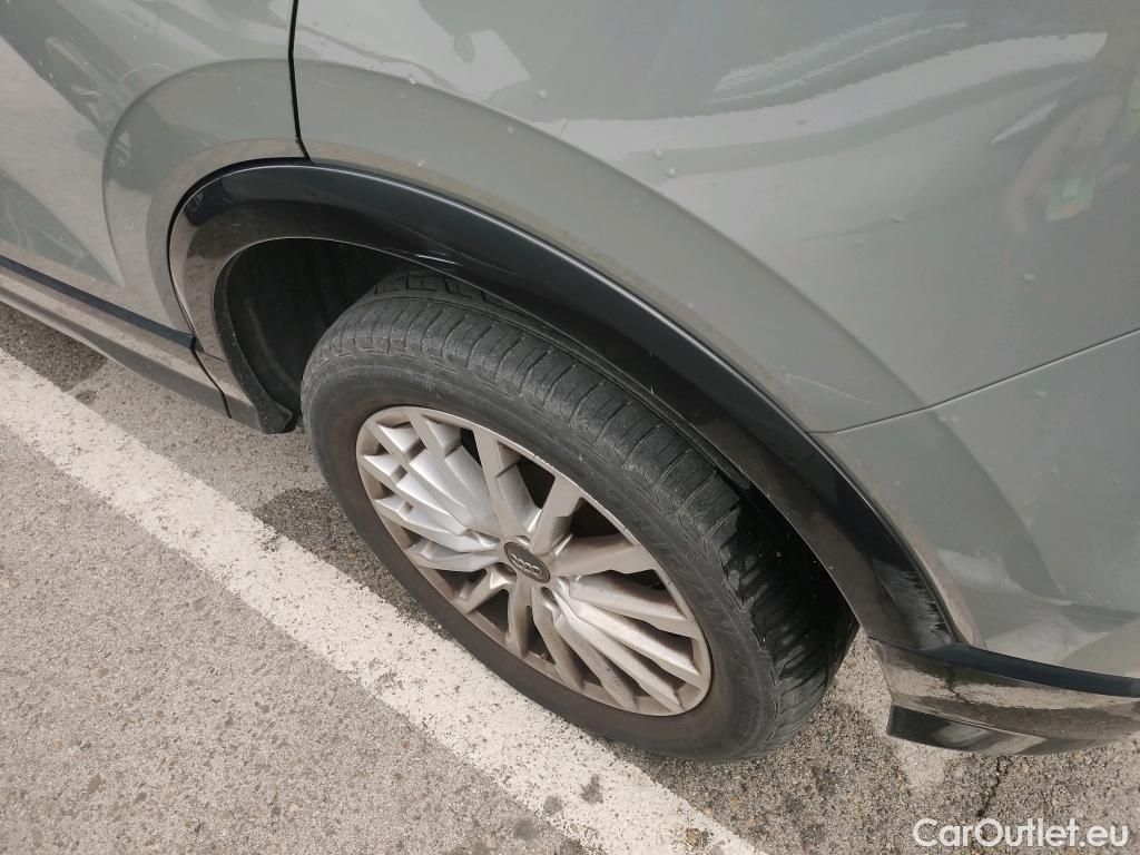  Audi  Q2 AUDI  / 2016 / 5P / todoterreno Design 30 TFSI 85kW (116CV) #31