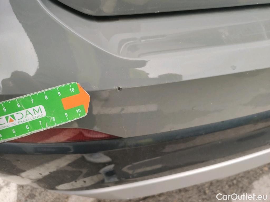  Audi  Q2 AUDI  / 2016 / 5P / todoterreno Design 30 TFSI 85kW (116CV) #30