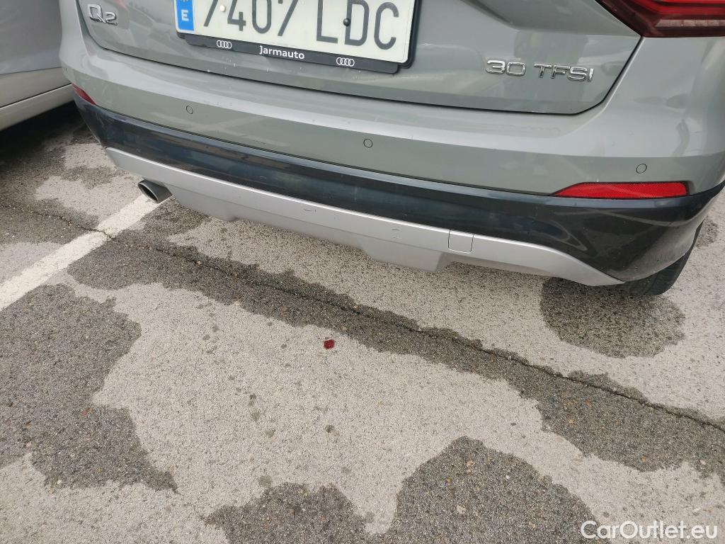  Audi  Q2 AUDI  / 2016 / 5P / todoterreno Design 30 TFSI 85kW (116CV) #36