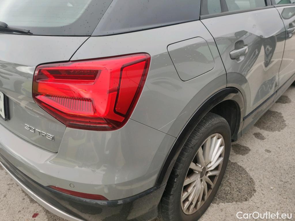  Audi  Q2 AUDI  / 2016 / 5P / todoterreno Design 30 TFSI 85kW (116CV) #9