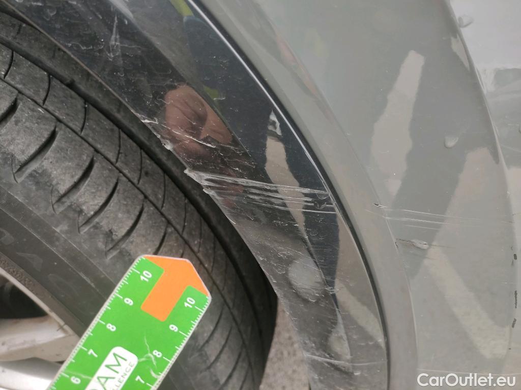  Audi  Q2 AUDI  / 2016 / 5P / todoterreno Design 30 TFSI 85kW (116CV) #35