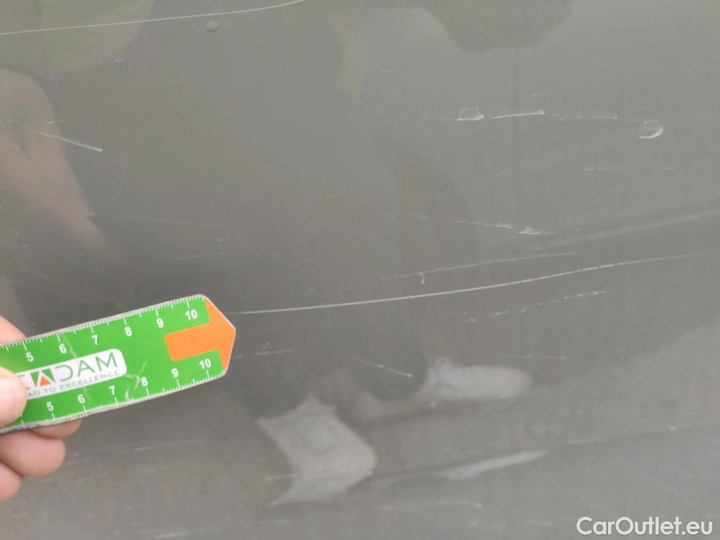  Audi  Q2 AUDI  / 2016 / 5P / todoterreno Design 30 TFSI 85kW (116CV) #4