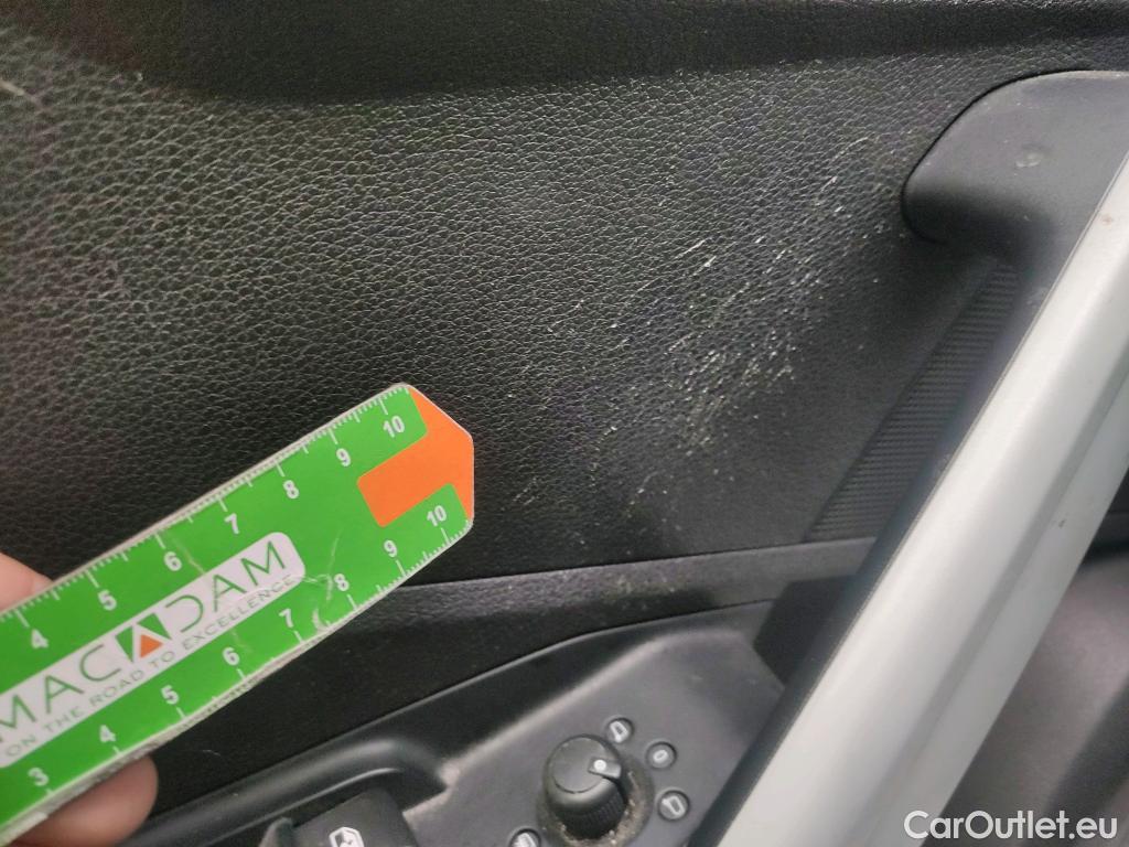  Audi  Q2 AUDI  / 2016 / 5P / todoterreno Design 30 TFSI 85kW (116CV) #22