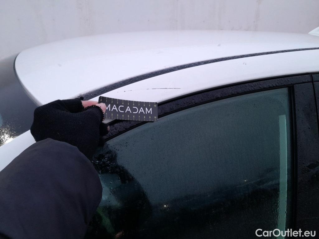  Nissan  Qashqai NISSAN  / 2021 / 5P / todoterreno DIG-T 116kW mHEV Xtronic 4x4 N-Connecta #3