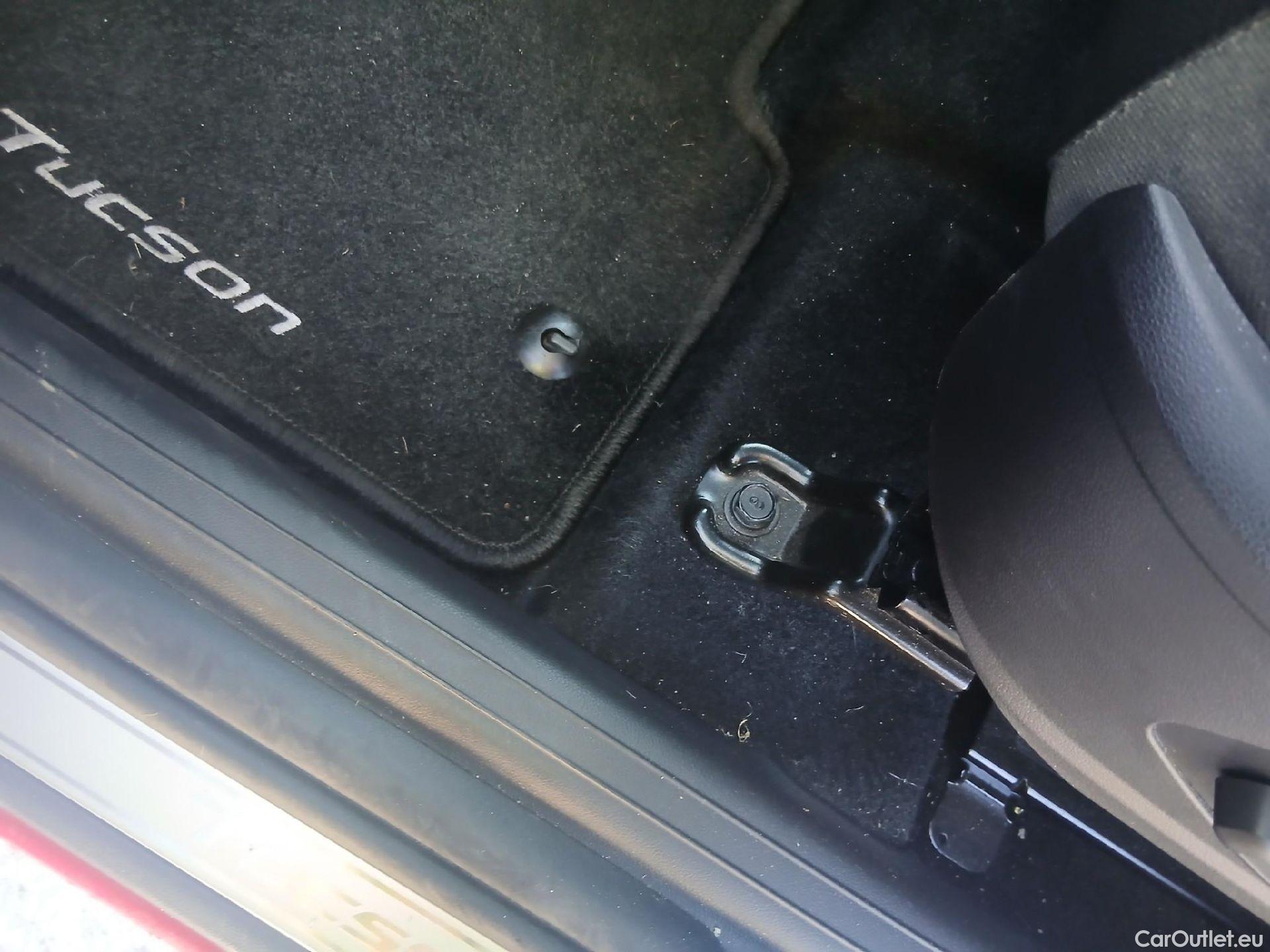  Hyundai  Tucson HYUNDAI  / 2020 / 5P / todoterreno 1.6 TGDI PHEV 195kW Style Auto 4x4 #3