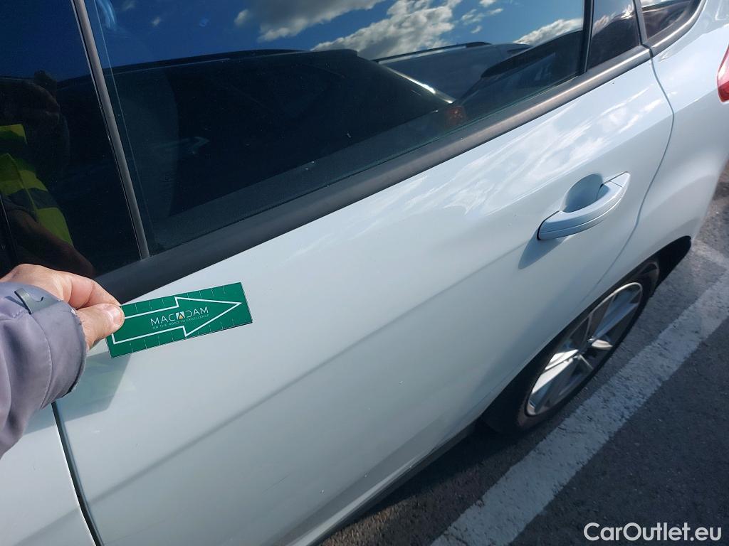  Ford  Focus FORD  5p 3G berlina con portón 1.5 TDCi E6 88kW (120CV) Trend+ #22