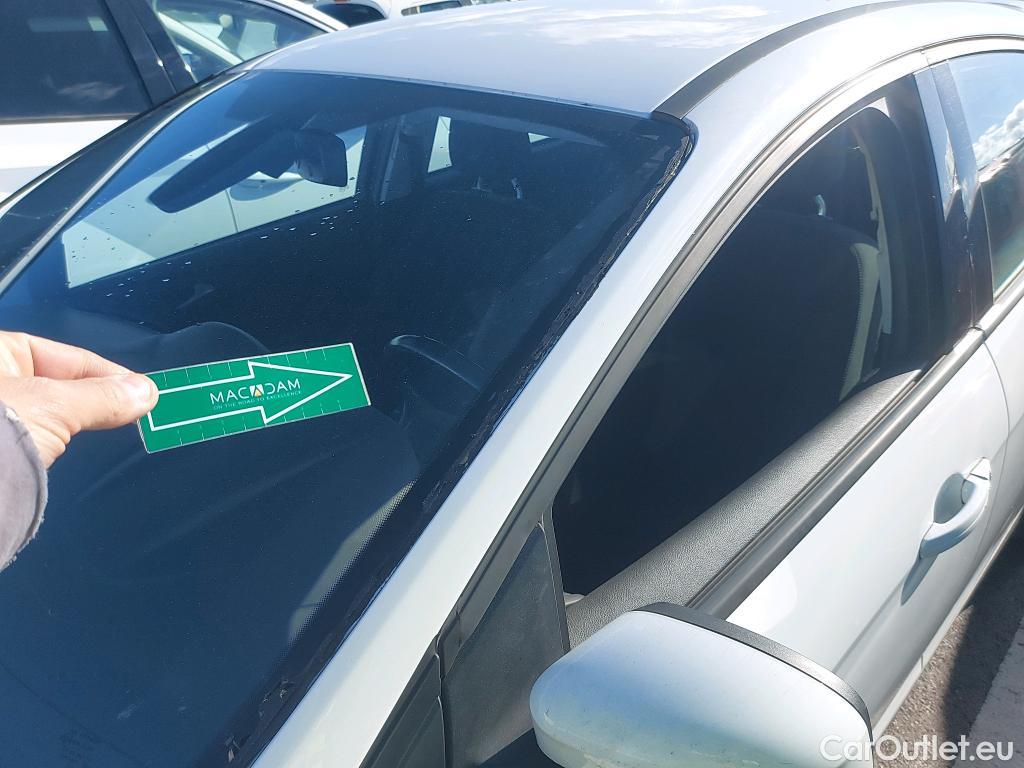  Ford  Focus FORD  5p 3G berlina con portón 1.5 TDCi E6 88kW (120CV) Trend+ #28