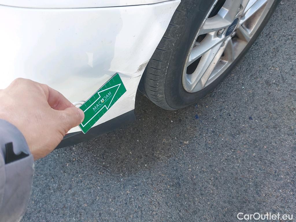  Ford  Focus FORD  5p 3G berlina con portón 1.5 TDCi E6 88kW (120CV) Trend+ #31