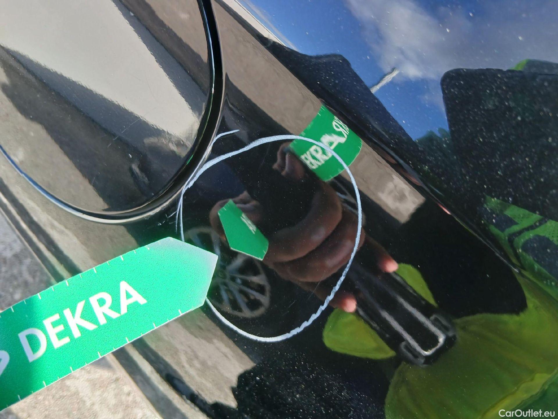  Hyundai   Ioniq HYUNDAI / 2019 / 5P / berlina con portón 1.6 GDI HEV Tecno DCT #31