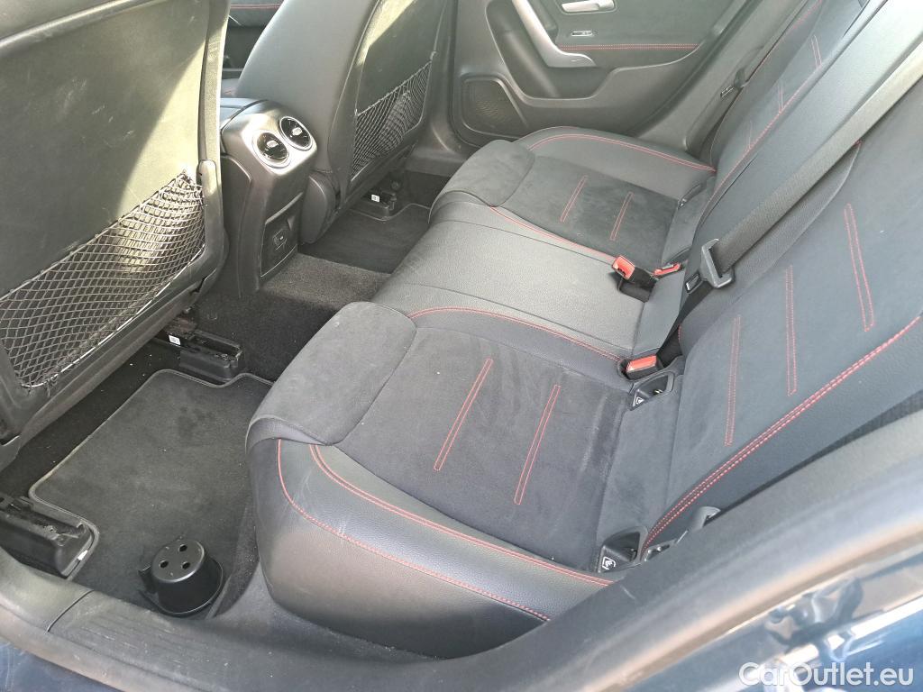  Mercedes  A-Klasse MERCEDES-BENZ Clase A / 2018 / 5P / berlina con portón A 200 d #42