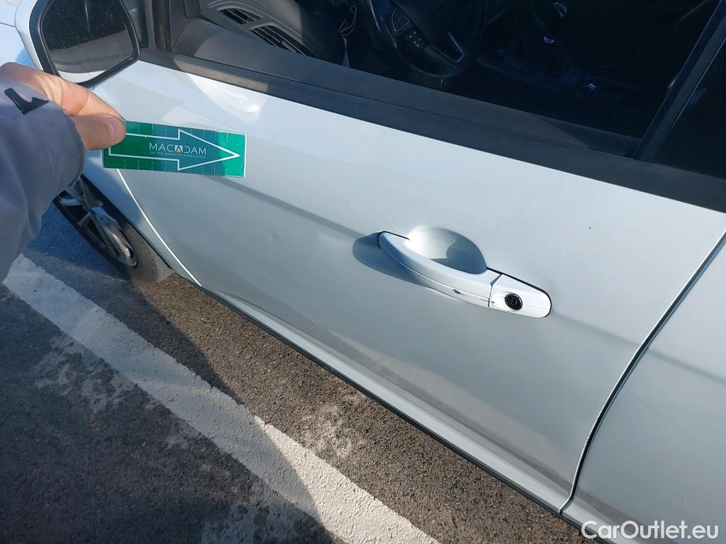  Ford  Focus FORD  5p 3G berlina con portón 1.5 TDCi E6 88kW (120CV) Trend+ #3