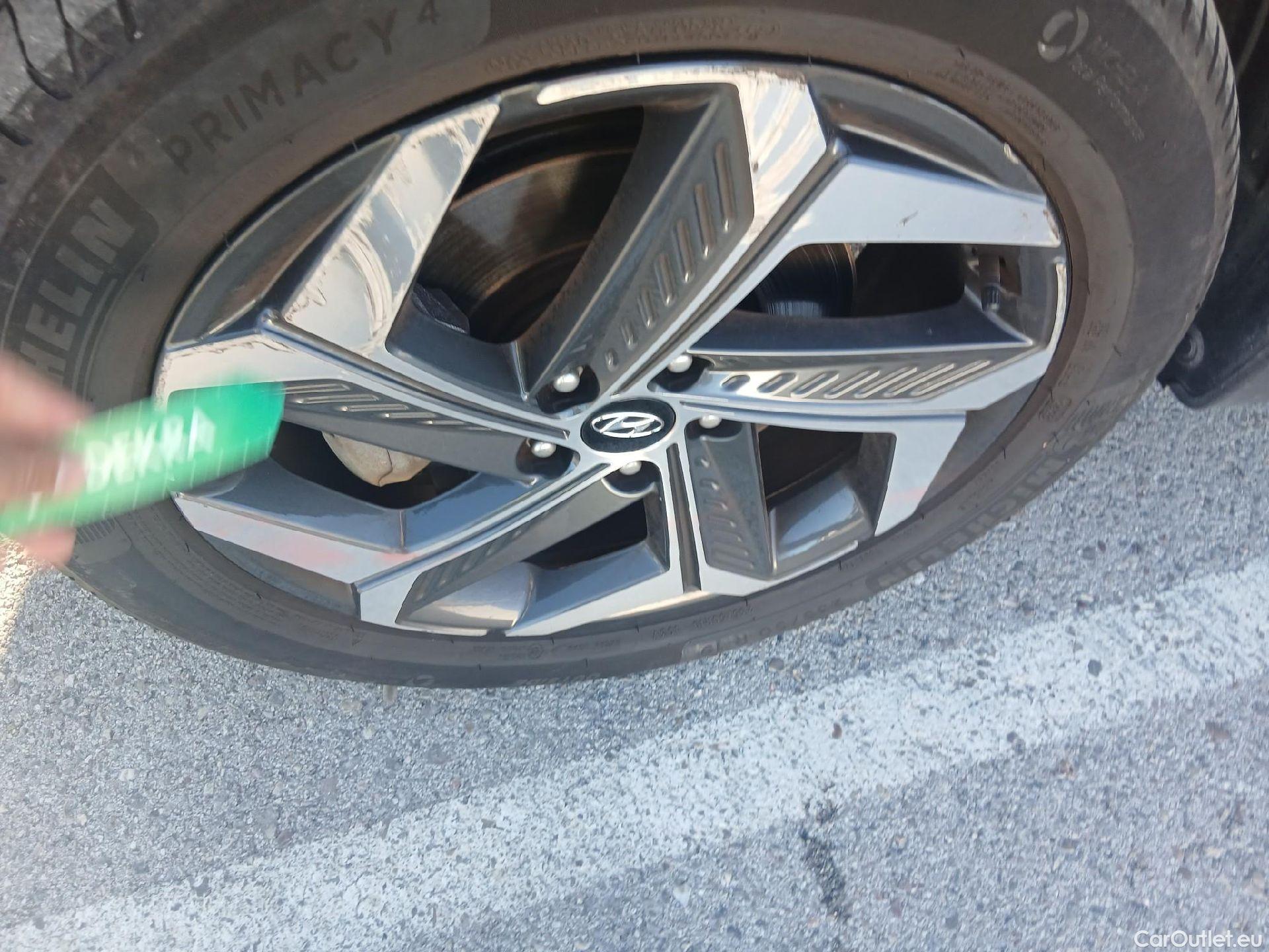  Hyundai  Tucson HYUNDAI  / 2020 / 5P / todoterreno 1.6 TGDI PHEV 195kW Style Auto 4x4 #8