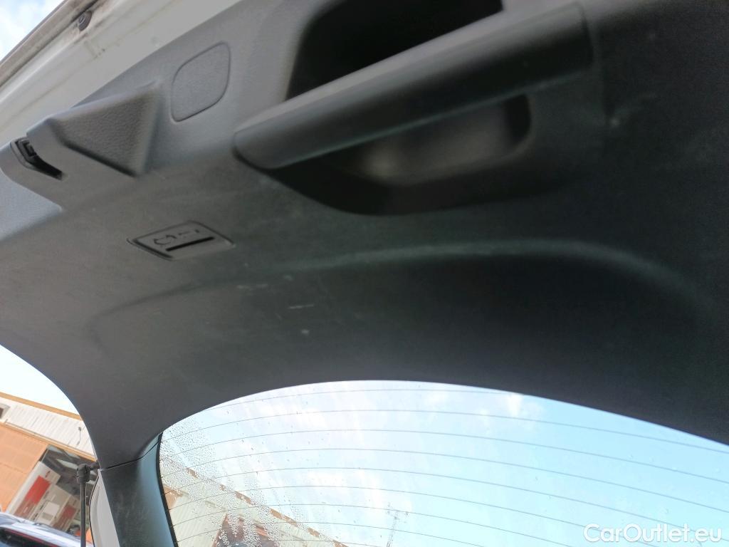  KIA  XCeed KIA  / 2019 / 5P / todoterreno 1.0 T-GDi Drive 88kW (120CV) #8